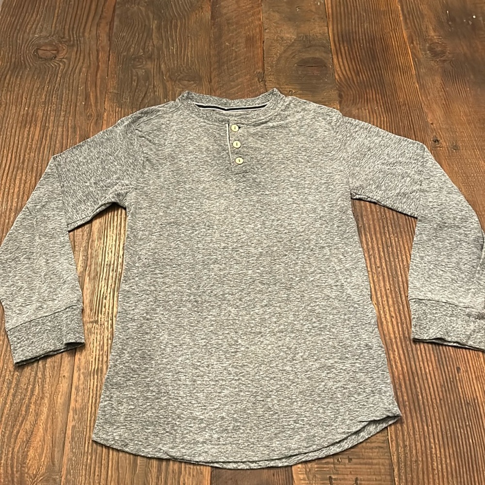 Smith’s American Heather Grey long sleeve shirt.  Boys 10/12